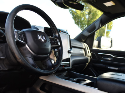 Dodge Ram 1500 5.7 V8 4x4 Crew Cab 57 Laramie Adaptieve Cruise, 360 Camera, PANO, Carplay, Luchtvering, LED, Leder, 3500kg Trekhaak, Stoelverwarming, Uniek! foto 12