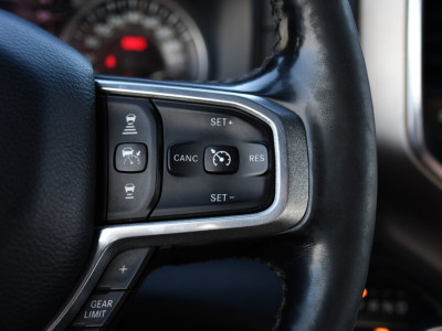 Dodge Ram 1500 5.7 V8 4x4 Crew Cab 57 Laramie Adaptieve Cruise, 360 Camera, PANO, Carplay, Luchtvering, LED, Leder, 3500kg Trekhaak, Stoelverwarming, Uniek! foto 16