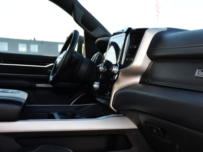 Dodge Ram 1500 5.7 V8 4x4 Crew Cab 57 Laramie Adaptieve Cruise, 360 Camera, PANO, Carplay, Luchtvering, LED, Leder, 3500kg Trekhaak, Stoelverwarming, Uniek! foto 18