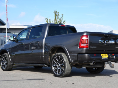 Dodge Ram 1500 5.7 V8 4x4 Crew Cab 57 Laramie Adaptieve Cruise, 360 Camera, PANO, Carplay, Luchtvering, LED, Leder, 3500kg Trekhaak, Stoelverwarming, Uniek! foto 3