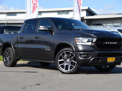 Dodge Ram 1500 5.7 V8 4x4 Crew Cab 57 Laramie Adaptieve Cruise, 360 Camera, PANO, Carplay, Luchtvering, LED, Leder, 3500kg Trekhaak, Stoelverwarming, Uniek! foto 5