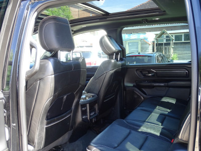 Dodge Ram 1500 5.7 V8 4x4 Crew Cab Limited foto 19
