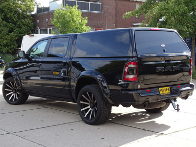 Dodge Ram 1500 5.7 V8 4x4 Crew Cab Limited foto 4
