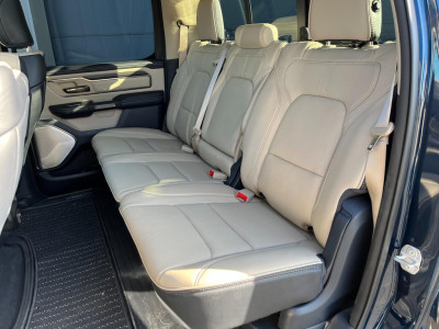 Dodge Ram 1500 5.7 V8 4x4 Crew Cab Limited 18.000KM aantoonbaar, eerste eigenaar foto 16