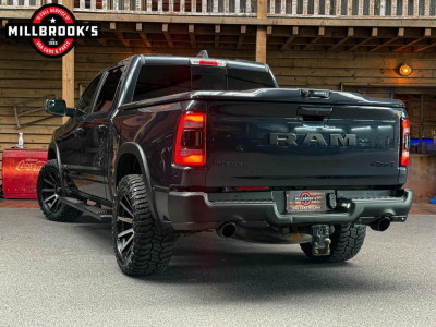 Dodge Ram 1500 5.7 V8 4x4 Crew Cab Rebel foto 4