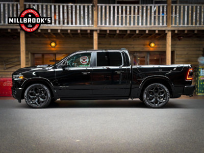 Dodge Ram 1500 5.7 V8 4x4 Limited Night E-Torque, BPM VRIJ, Rambox, LPG foto 11