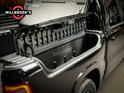Dodge Ram 1500 5.7 V8 4x4 Limited Night E-Torque, BPM VRIJ, Rambox, LPG foto 7