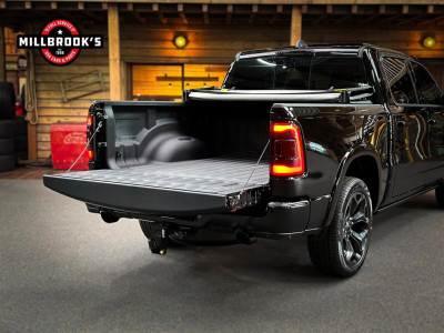 Dodge Ram 1500 5.7 V8 4x4 Longhorn, BPM VRIJ, LPG, Black edition, Luchtvering, adaptieve cruise control, 360 graden camera foto 5