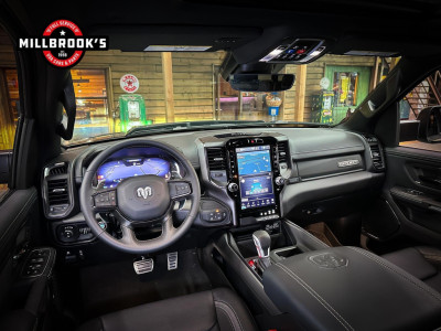 Dodge Ram 1500 5.7 V8 4x4 Sport GT, BPM VRIJ, LPG, Panoramadak, Digitaal Display, 12 Scherm foto 11