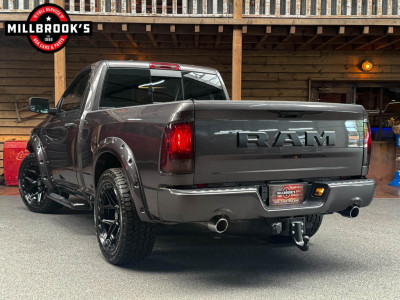 Dodge Ram 1500 5.7 V8 Classic Single Cab Widebody!! 1e eigenaar, LPG. foto 4