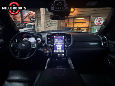 Dodge Ram 1500 5.7 V8 Laramie, Black Edition, Striping, LPG en Full option foto 10