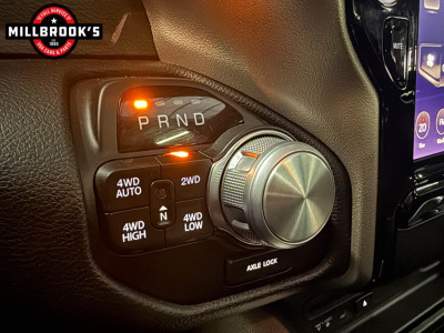 Dodge Ram 1500 5.7 V8 Laramie, Black Edition, Striping, LPG en Full option foto 18