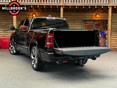 Dodge Ram 1500 5.7 V8 Limited, LPG, 12 scherm, Adaptieve Cruise, 360 graden camera foto 6