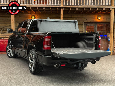 Dodge Ram 1500 5.7 V8 Limited, LPG, 12 scherm, Adaptieve Cruise, 360 graden camera foto 7