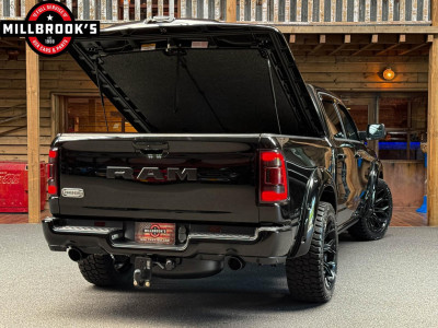 Dodge Ram 1500 5.7 V8 Limited Longhorn, Widebody, 4Play velgen, LPG, Luchtvering, adaptive cruisecontrol foto 10