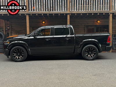 Dodge Ram 1500 5.7 V8 Limited Longhorn, Widebody, Black Edition, LPG Sport pakket, FUEL velgen foto 4