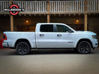 Dodge Ram 1500 5.7 V8 Limited Night Rambox, BPM VRIJ, LPG, Panoramadak, Head Up Display, div. op voorraad foto 5