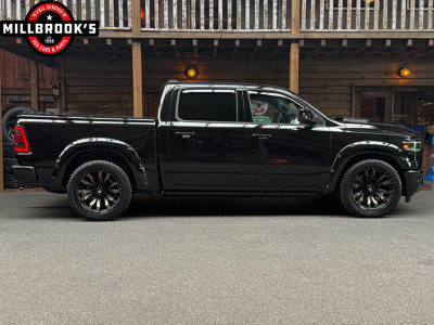 Dodge Ram 1500 5.7 V8 Longhorn, Widebody, Black Edition, LPG Sport pakket, FUEL velgen foto 9