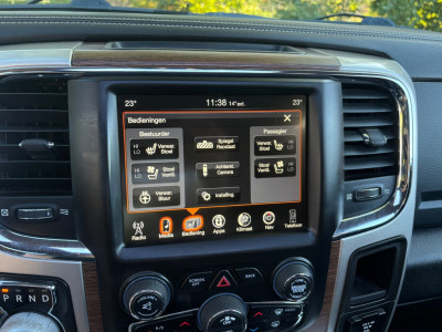 Dodge Ram 1500 5.7 V8 Quad Cab 64|401PK|NAP|Automaat|trekhaak 3500KG|schuif/- kanteldak|stoelkoeling|Stuur- stuurverwarming|cruis foto 18