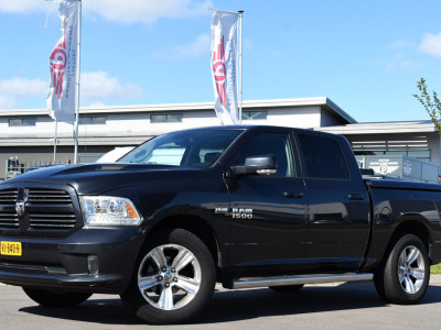 Dodge Ram 1500 5.7 V8 Quad Cab 64 Camera, Cruise, Stoelverwarming, Leder, LED, 402pk, Trekhaak, Prins Gas, Uniek! foto 4