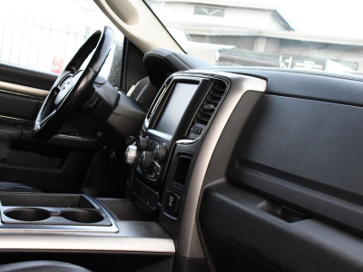 Dodge Ram 1500 5.7 V8 Quad Cab 64 Cruise, Camera, 402pk, Automaat, 3500kg, Trekhaak, Stoelverwarming, Leder, Multimedia, Sensoren, Uniek! foto 13
