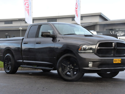 Dodge Ram 1500 5.7 V8 Quad Cab 64 Cruise, Camera, 402pk, Automaat, 3500kg, Trekhaak, Stoelverwarming, Leder, Multimedia, Sensoren, Uniek! foto 5