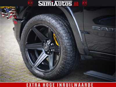 Dodge Ram 1500 BEAST | TUFF WHEELS | HEMI 5.7 V8 402pk | BOM VOL | EERSTE EIGENAAR | CREW CAB | DUBBELE CABINE | 5 PERSOONS | foto 6