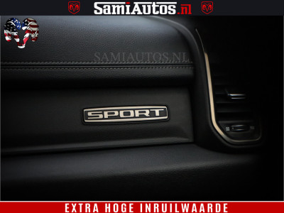 Dodge Ram 1500 Black Sport | Hemi 5.7 V8 | Luchtvering | 360 Camera | Panorama Dak | 4x4 Crew Cab | Dubbele cabine 5 persoons | Grijskenteken | foto 9