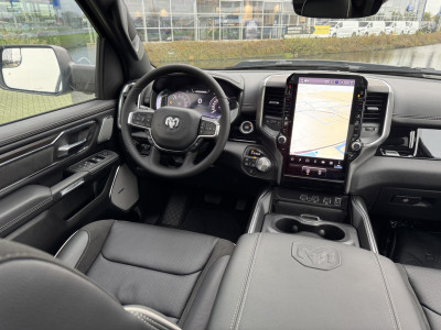 Dodge Ram 1500 Laramie Night Hurricane | 3 jaar garantie | Pano | Harman Kardon | Passenger Screen foto 10