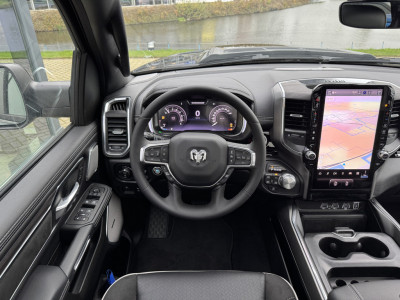 Dodge Ram 1500 Laramie Night Hurricane | 3 jaar garantie | Pano | Harman Kardon | Passenger Screen foto 11