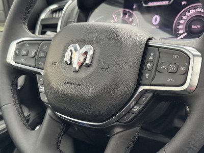 Dodge Ram 1500 Laramie Night Hurricane | 3 jaar garantie | Pano | Harman Kardon | Passenger Screen foto 13