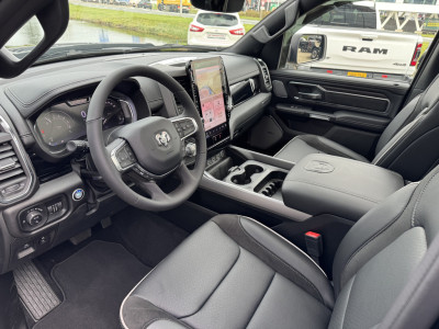 Dodge Ram 1500 Laramie Night Hurricane | 3 jaar garantie | Pano | Harman Kardon | Passenger Screen foto 13