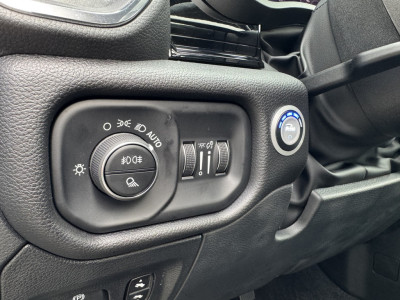 Dodge Ram 1500 Laramie Night Hurricane | 3 jaar garantie | Pano | Harman Kardon | Passenger Screen foto 15