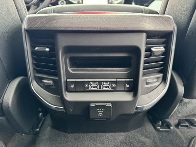 Dodge Ram 1500 Laramie Night Hurricane | 3 jaar garantie | Pano | Harman Kardon | Passenger Screen foto 16