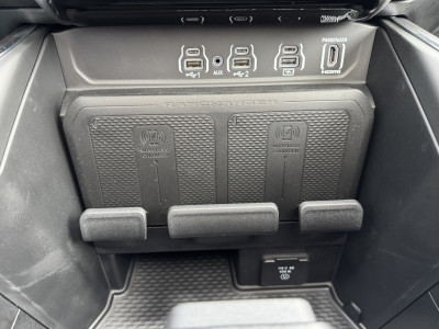 Dodge Ram 1500 Laramie Night Hurricane | 3 jaar garantie | Pano | Harman Kardon | Passenger Screen foto 18