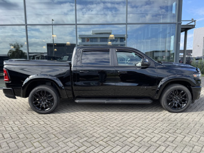 Dodge Ram 1500 Laramie Night Hurricane | 3 jaar garantie | Pano | Harman Kardon | Passenger Screen foto 3