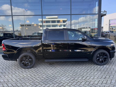 Dodge Ram 1500 Laramie Night Hurricane | 3 jaar garantie | Pano | Harman Kardon | Passenger Screen foto 4