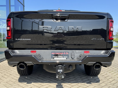 Dodge Ram 1500 Laramie Night Hurricane | 3 jaar garantie | Pano | Harman Kardon | Passenger Screen foto 6