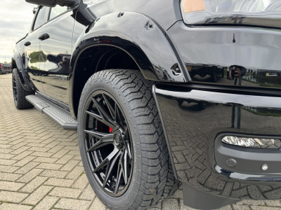 Dodge Ram 1500 Laramie Night Hurricane | 3 jaar garantie | Pano | Harman Kardon | Passenger Screen foto 9