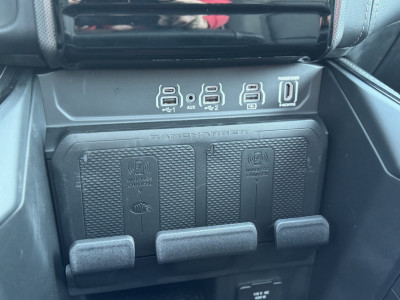 Dodge Ram 1500 Limited HULK Edition | 3 jaar garantie | Pano | Harman Kardon | 22 | Flares | Passenger screen foto 18