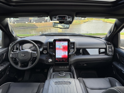 Dodge Ram 1500 Limited HULK Edition | 3 jaar garantie | Pano | Harman Kardon | 22 | Flares | Passenger screen foto 7
