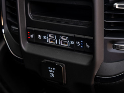 Dodge Ram 1500 Limited XXL | 3 jr garantie | Pano | Harmon Kardon | 22 | Flares | Passenger screen foto 17