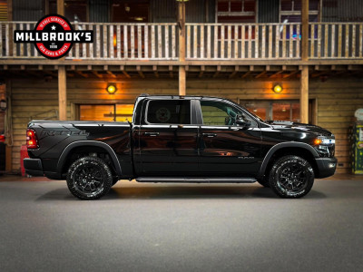 Dodge Ram 1500 Rebel Night Hurricane 2025, BPM VRIJ, Laadbakcover, Panoramadak, 14.4 inch display, Passenger Display!! foto 6