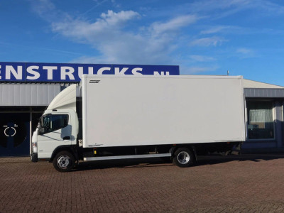 FUSO Canter Bak + klep 11