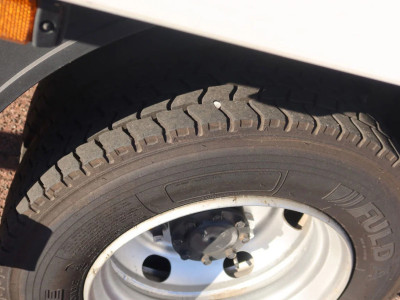 FUSO Canter Bak + klep 12