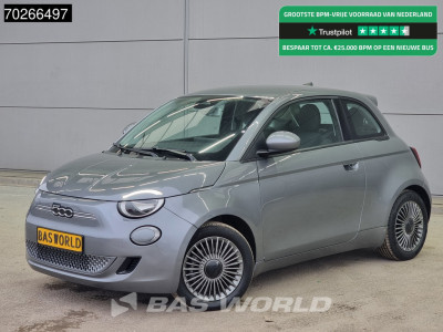 Fiat 500e 118pk 42kWh Incl. BTW CarPlay Navi Airco Cruise Parkeersensoren Airco