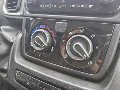 Fiat DUCATO 2.2 L3H2 Airco PDC! foto 10