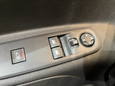 Fiat Doblò 1.5 BlueHDi 100 PK L1 / Euro 6 / Airco / CarPlay / Cruise Control / Camera / Navigatie / 68.900 KM !! foto 13