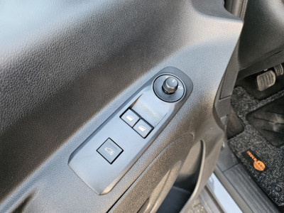 Fiat Doblò 1.5D 130pk L2 1000kg Automaat! 130PK! NAP! Mooie/Nette Bus! Carplay! Camera! foto 14