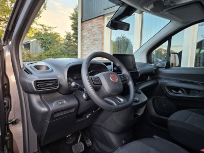 Fiat Doblò 1.5D 130pk L2 1000kg Automaat! 130PK! NAP! Mooie/Nette Bus! Carplay! Camera! foto 2